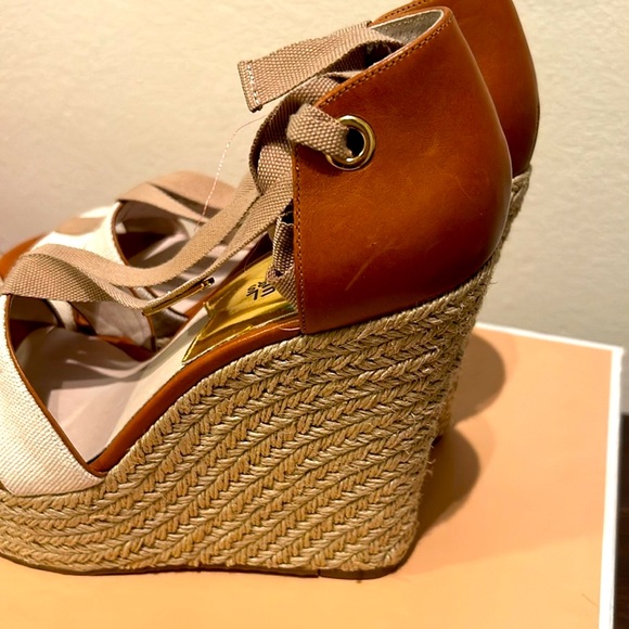 Leather and linen wedges - Picture 4 of 7